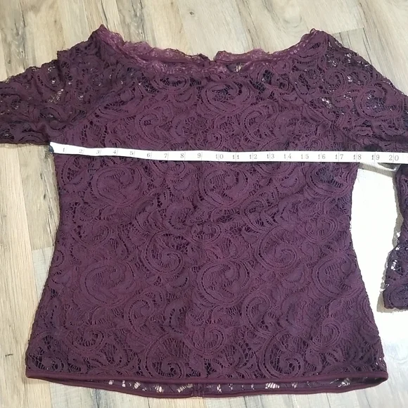 ADRIANNA PAPELL Brown Wide Neckline Off Shoulder Flare Sleeve Lace Shirt Top - Picture 11 of 14